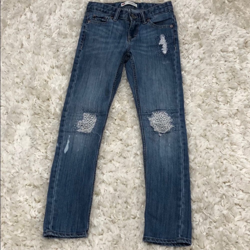 3/$20 Girls Levi’s Jeans!